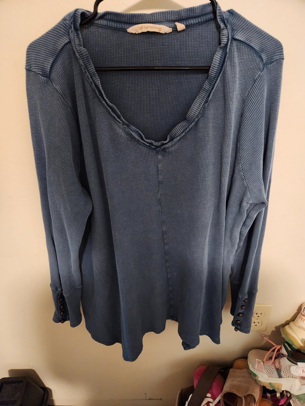 Soft Surroundings Waffle-Knit V-Neck Long Sleeve Top - Blue XL